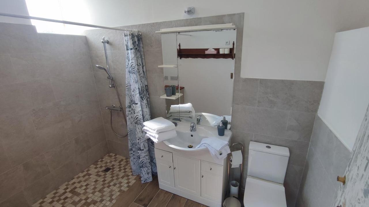 Le Clos Saint-Gilles Ardevon Esterno foto